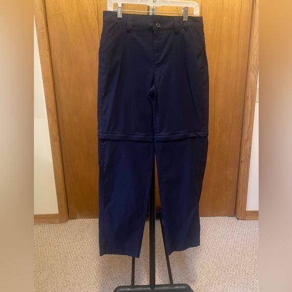 Eddie Bauer Women's Navy Blue NWOT Convertible Adjustable  Pants/Shorts Sz 8 - Picture 1 of 12